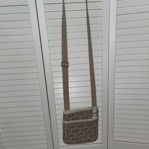 Michael Kors crossbody